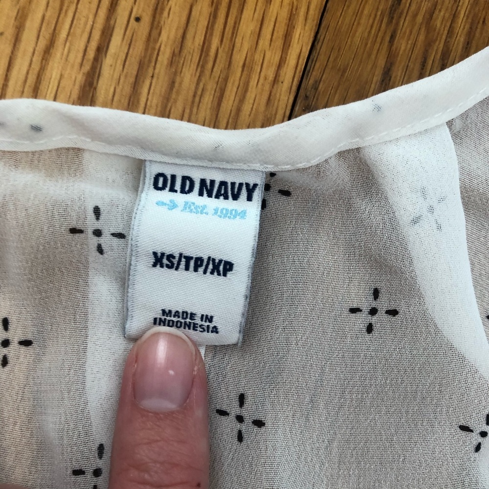 White Patterned Blouse - Picture 2 of 3